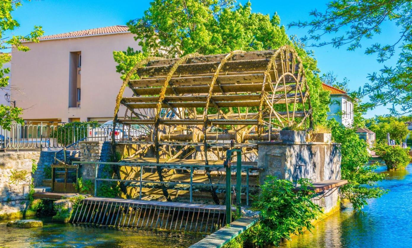 La Velleronnaise Villa Exterior photo